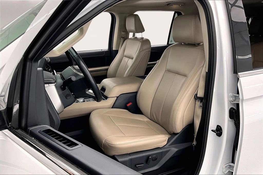 Certified 2024 Ford Expedition Max XLT image 25