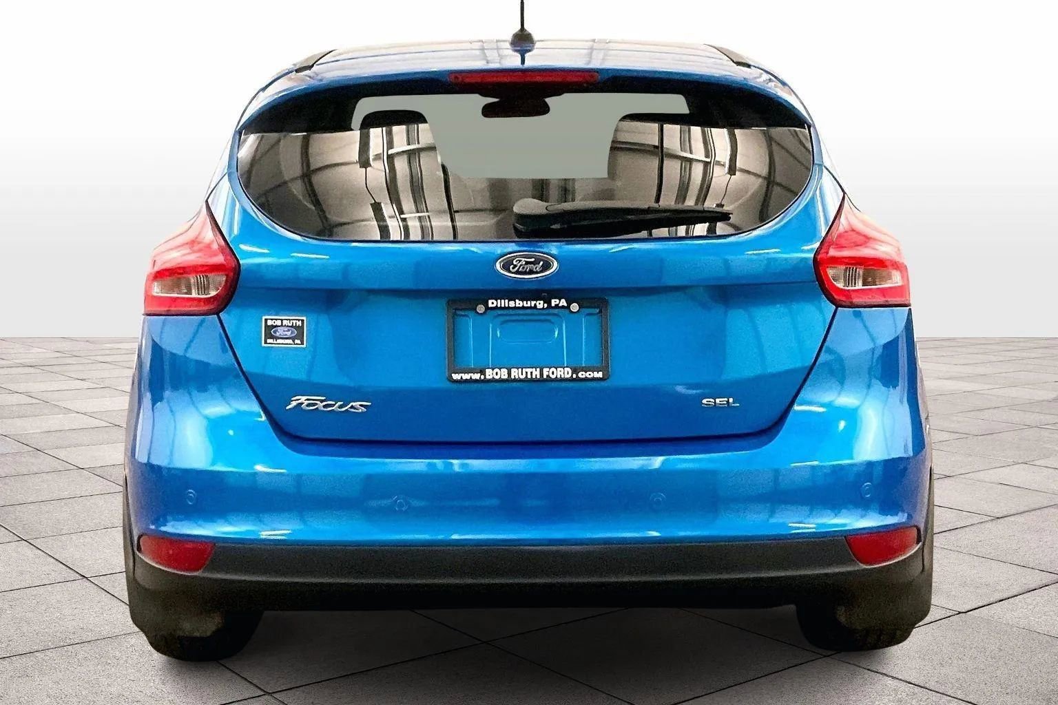 Certified 2017 Ford Focus SEL w/ Cold Weather Package image 2