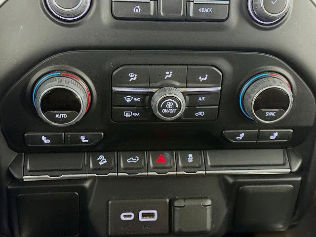 Used 2021 Chevrolet Silverado 1500 LT Trail Boss w/ LPO, Dark Essentials Package AWD/4WD image 16