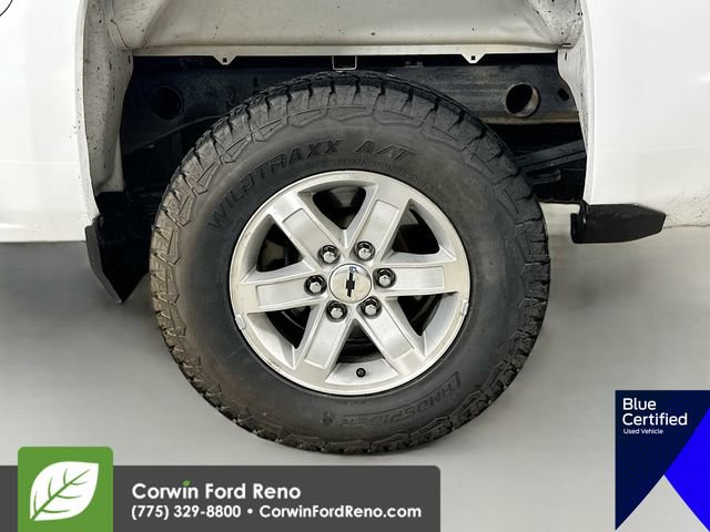 Used 2018 Chevrolet Silverado 1500 W/T w/ Trailering Package image 32