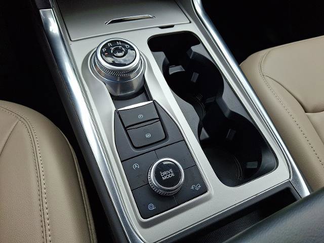 Certified 2024 Ford Explorer XLT w/ Equipment Group 202A image 15