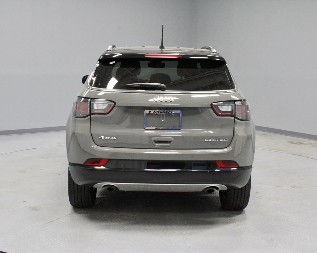 Used 2023 Jeep Compass Limited w/ Elite Group AWD/4WD image 10