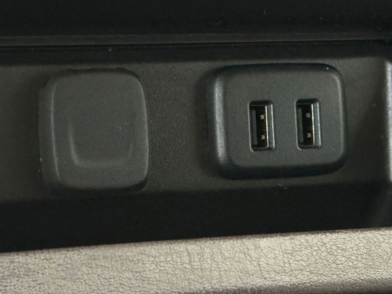 Used 2018 Chevrolet Tahoe Premier w/ RST 6.2L Performance Edition image 31