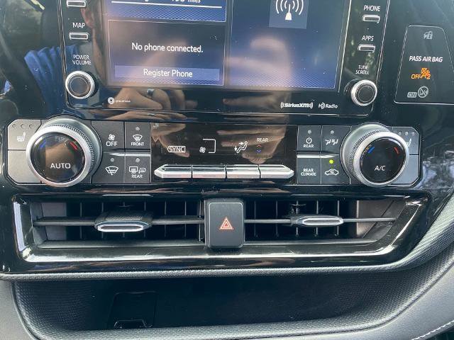 Used 2021 Toyota Highlander XSE image 21