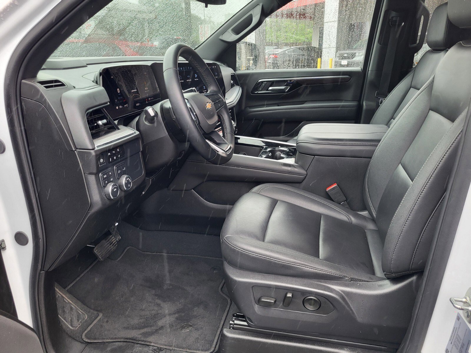 Used 2025 Chevrolet Tahoe LT image 19