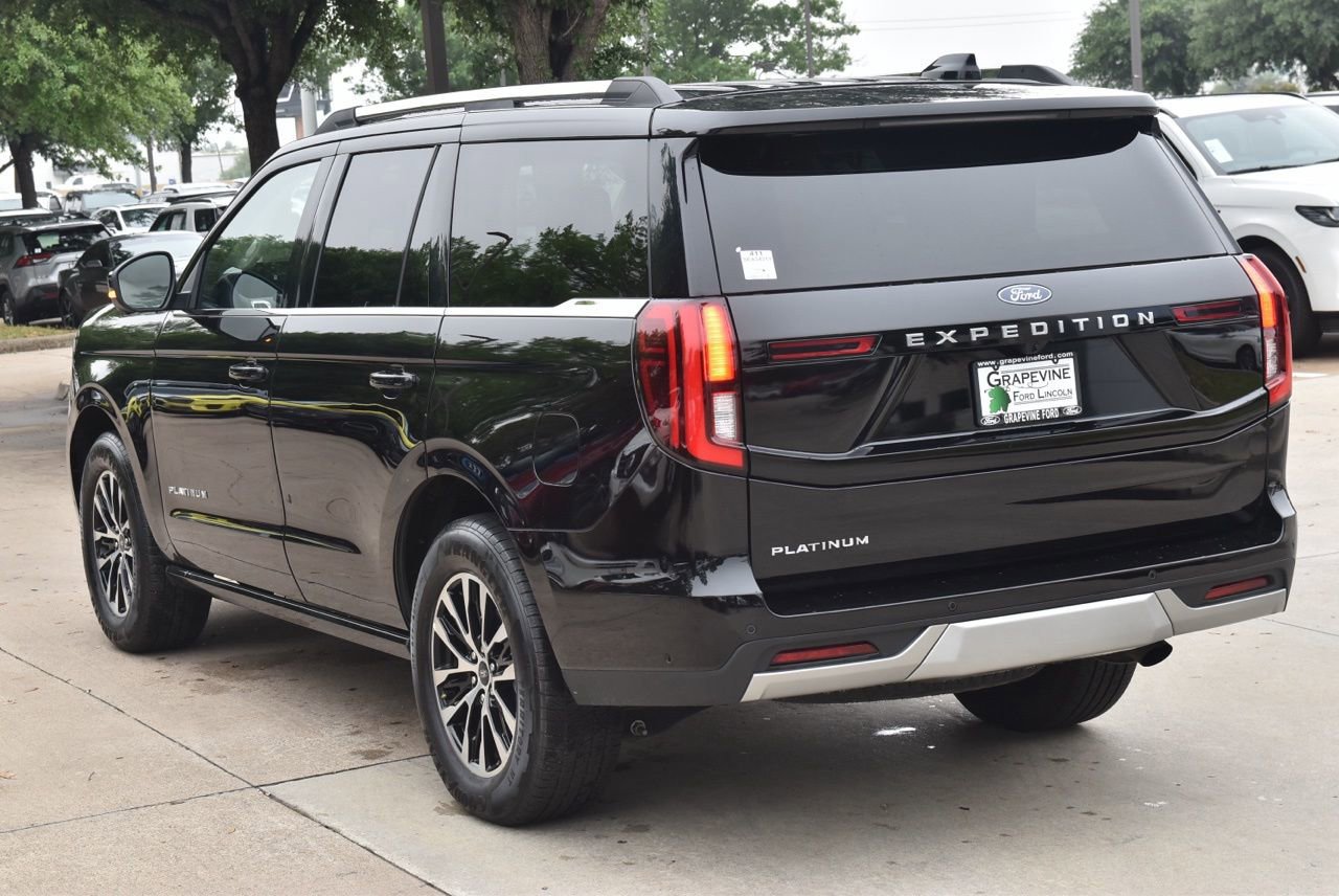 Certified 2025 Ford Expedition Platinum AWD/4WD image 5