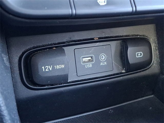 Used 2019 Hyundai Santa Fe Limited image 27