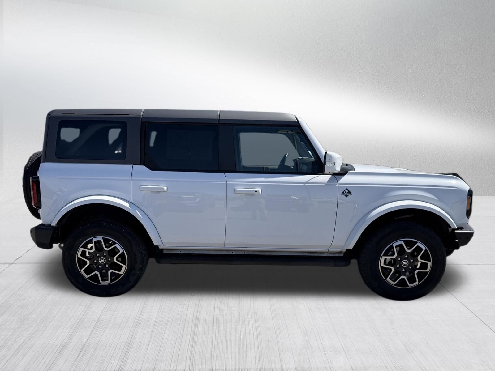 Certified 2023 Ford Bronco Outer Banks AWD/4WD image 8