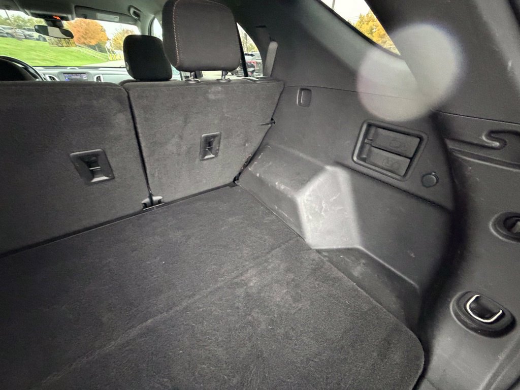 Used 2021 Chevrolet Equinox LT AWD/4WD image 44