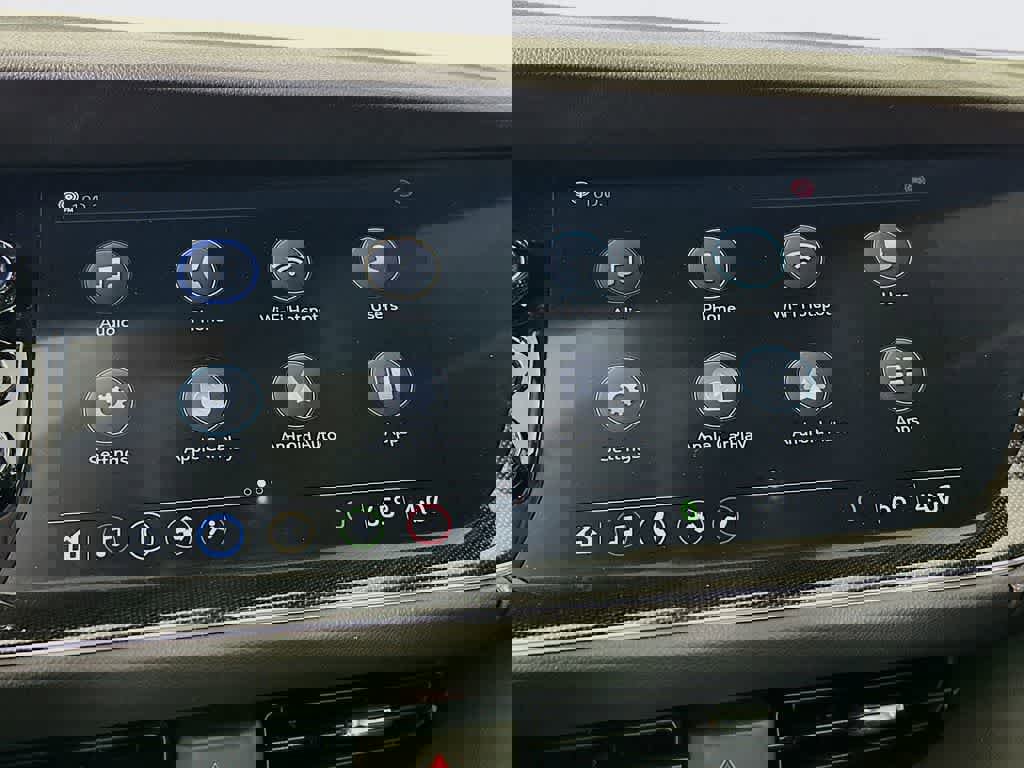 Used 2023 Buick Envision Essence image 17