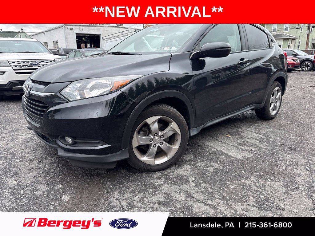 Used 2017 Honda HR-V EX image 1