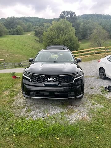 Used 2023 Kia Sorento EX AWD/4WD image 4