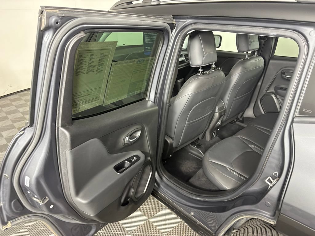 Used 2022 Jeep Renegade Limited AWD/4WD image 26