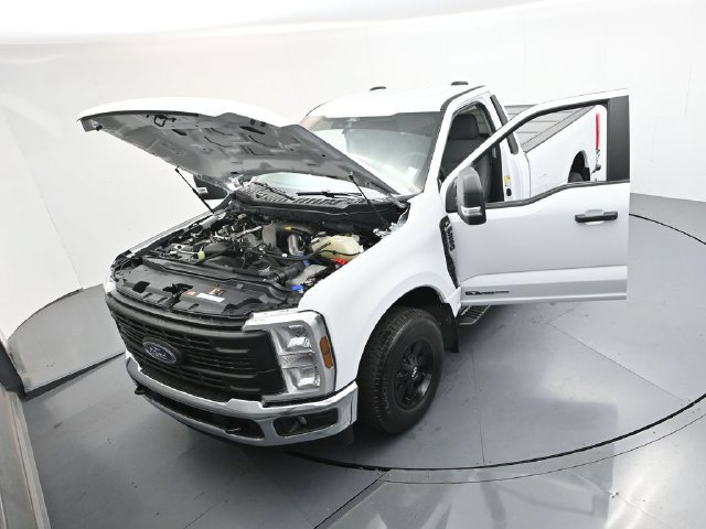 Certified 2026 Ford F250 XL w/ XL Chrome Package RWD image 53