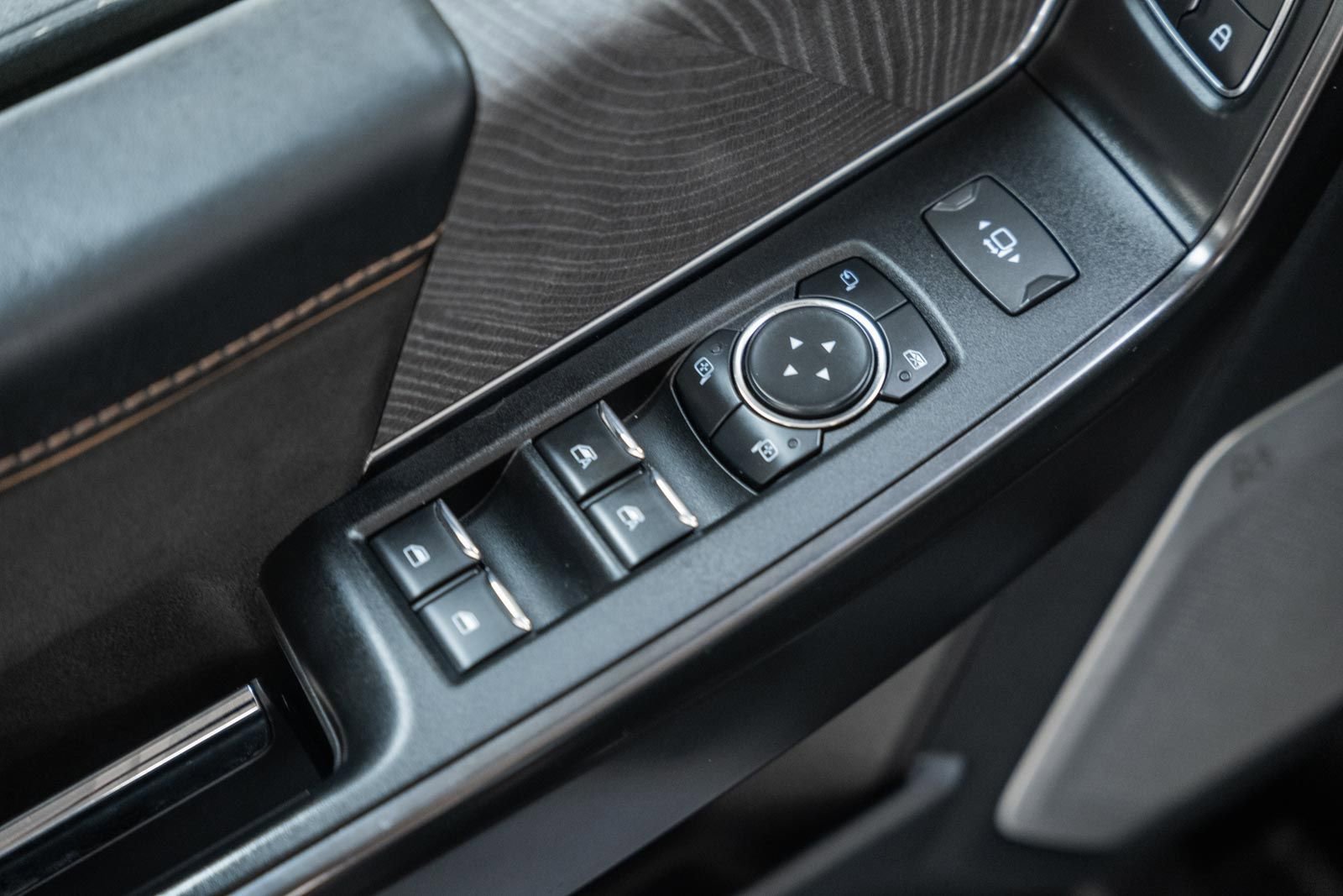 Certified 2023 Ford F150 Platinum w/ FX4 Off-Road Package image 48