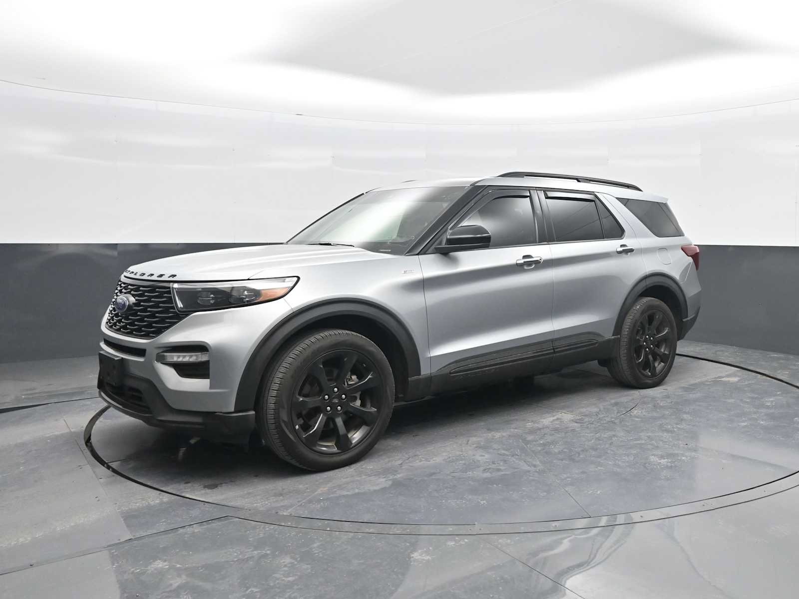 Certified 2024 Ford Explorer ST-Line w/ Class IV Trailer Tow Package AWD/4WD image 5