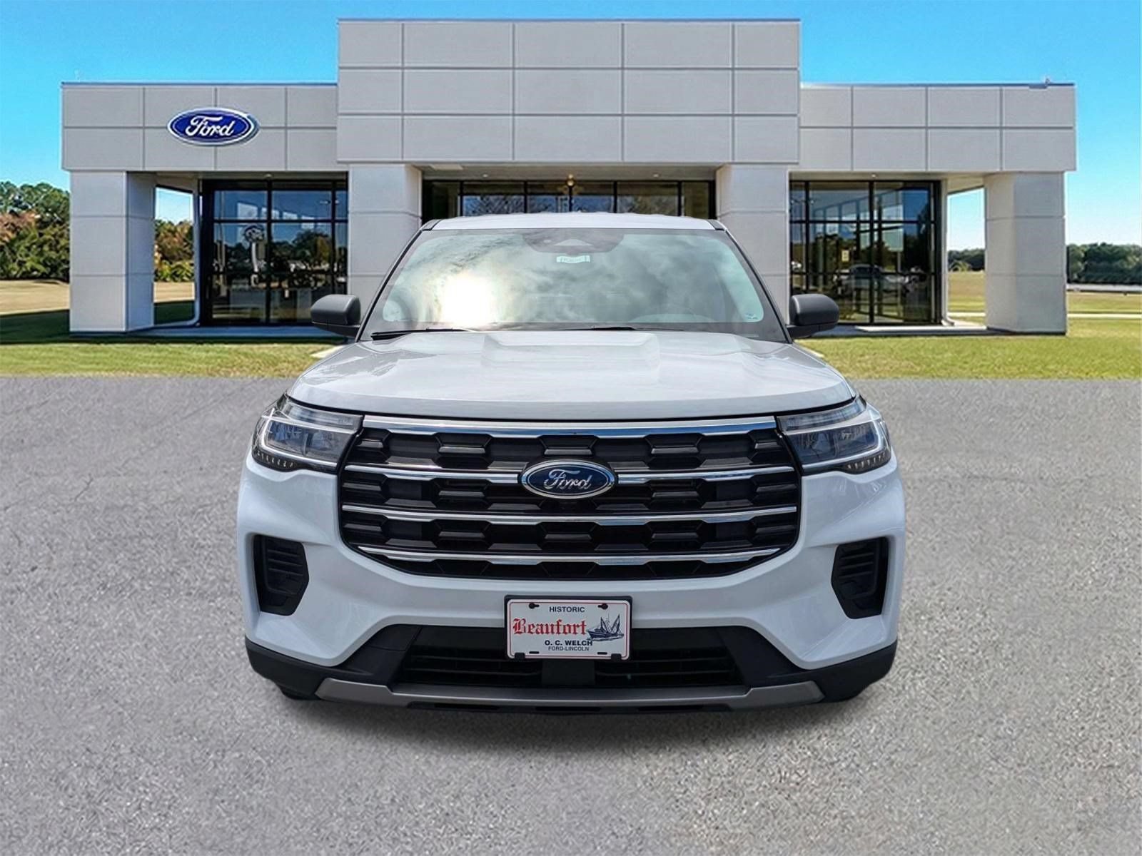 Certified 2026 Ford Explorer Active RWD image 9