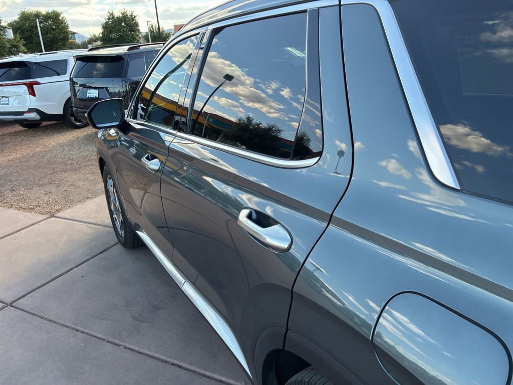 Used 2023 Hyundai Palisade Limited FWD image 15