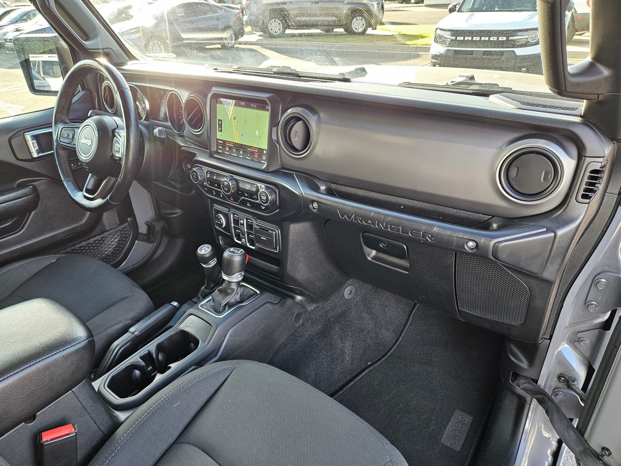 Used 2021 Jeep Wrangler Unlimited Sport AWD/4WD image 34