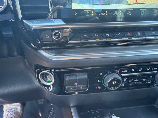 Used 2022 Chevrolet Silverado 1500 High Country w/ High Country Premium Package AWD/4WD image 24