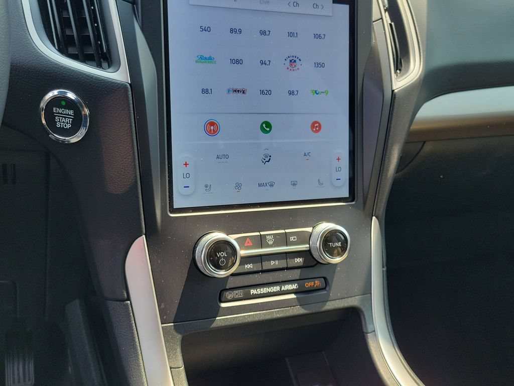 Certified 2024 Ford Edge SEL w/ Convenience Package AWD/4WD image 28