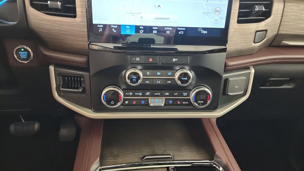 Certified 2024 Ford Expedition Max Limited AWD/4WD image 17