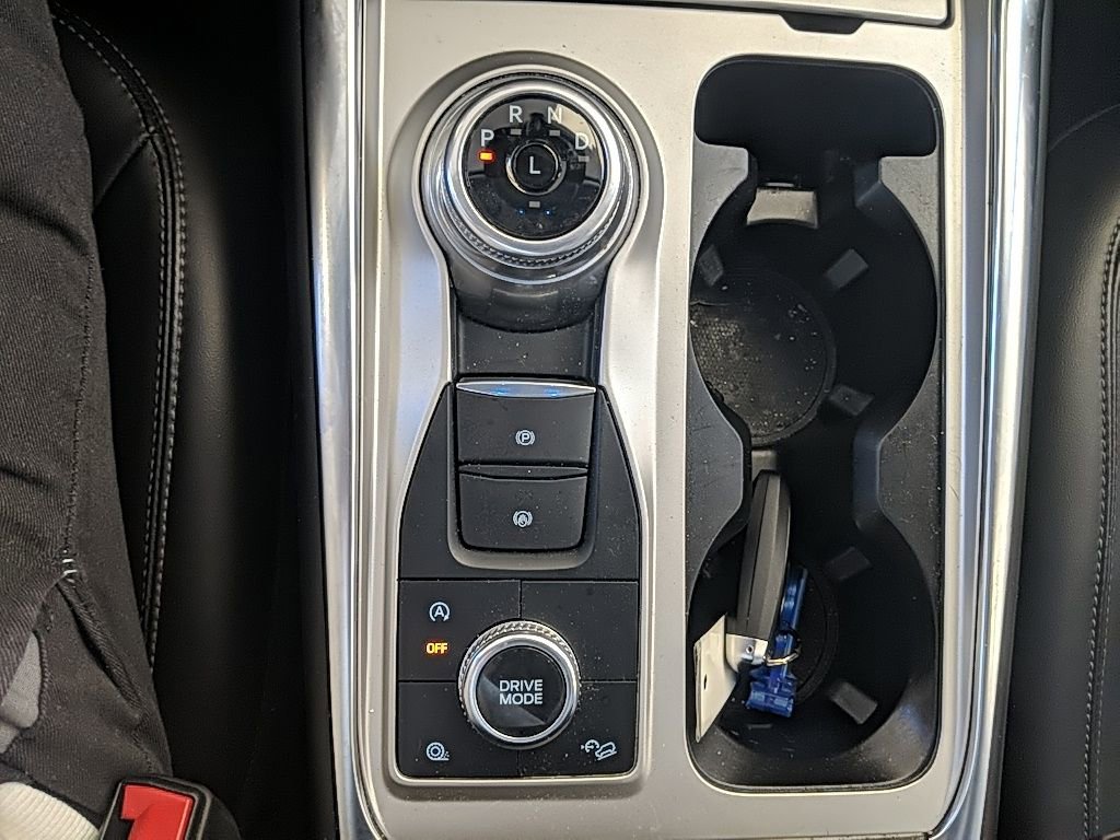 Certified 2024 Ford Explorer XLT w/ Equipment Group 202A image 24