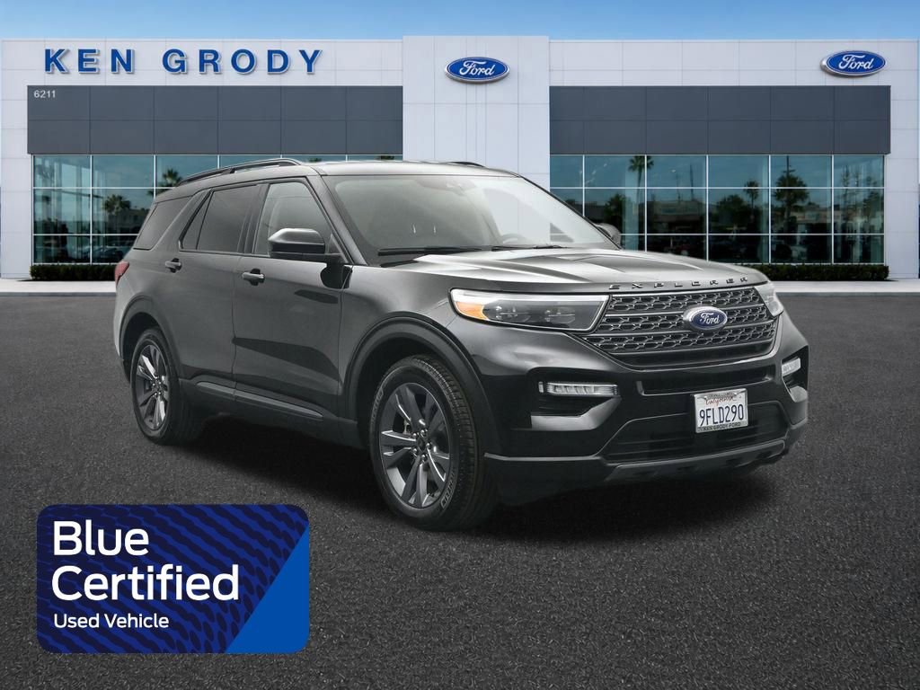 Certified 2022 Ford Explorer XLT w/ Equipment Group 202A
