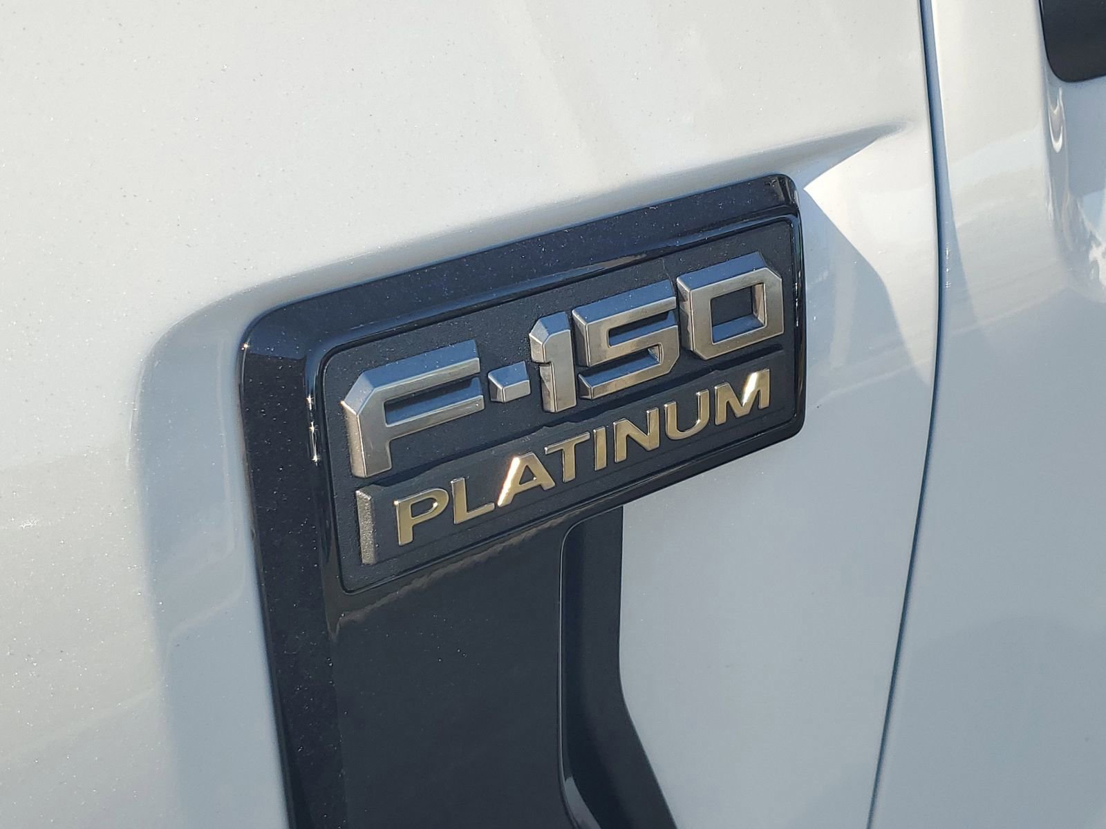 Certified 2025 Ford F150 Platinum AWD/4WD image 8