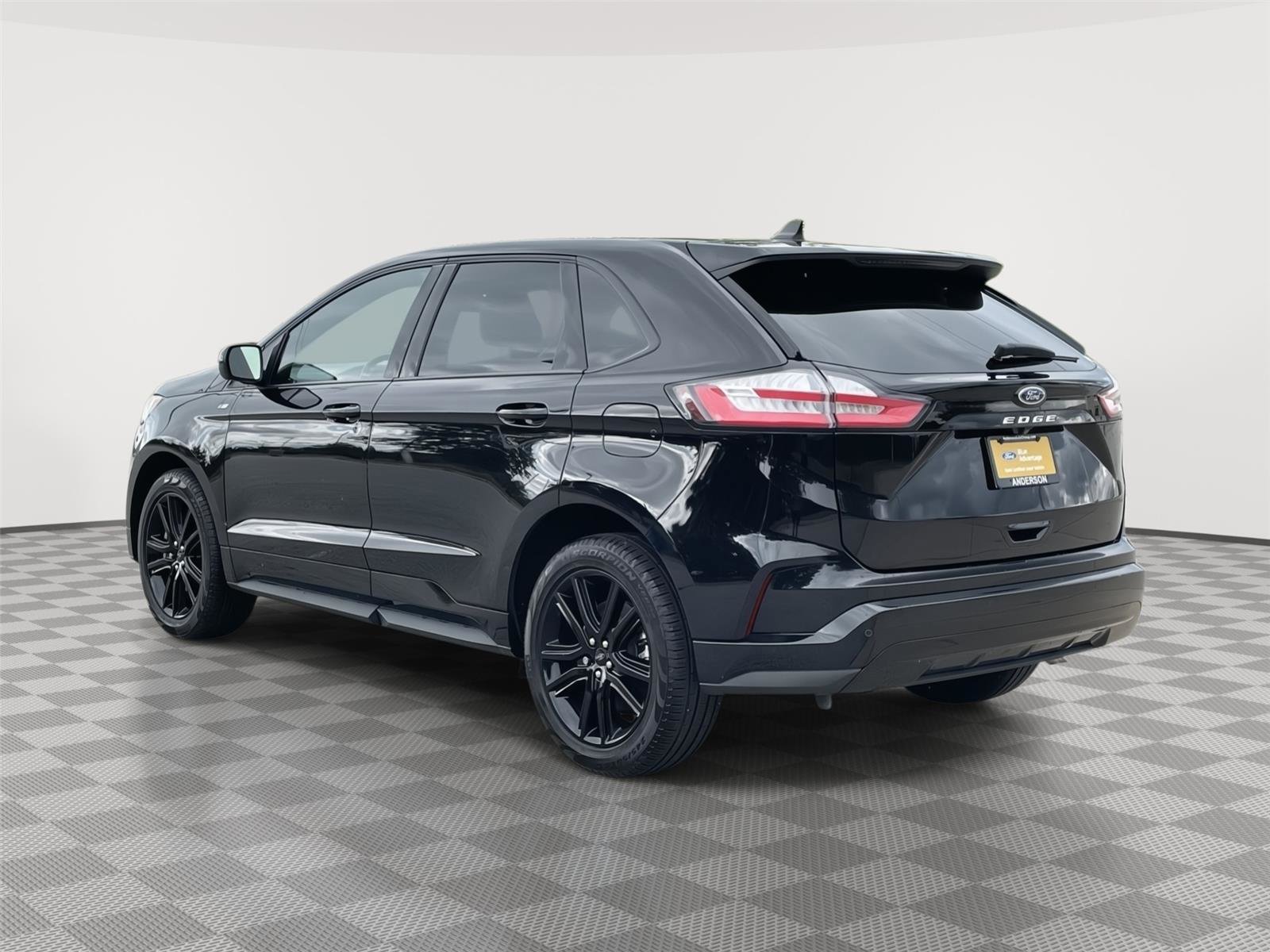 Certified 2023 Ford Edge ST-Line AWD/4WD image 9