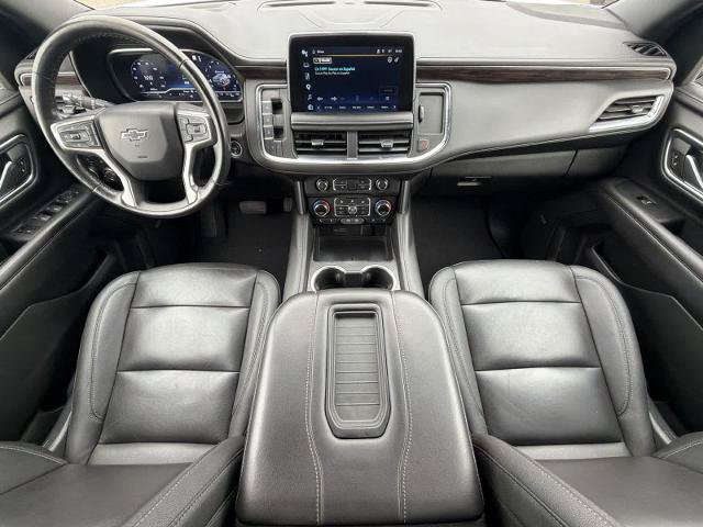 Used 2022 Chevrolet Suburban Z71 w/ Luxury Package AWD/4WD image 15