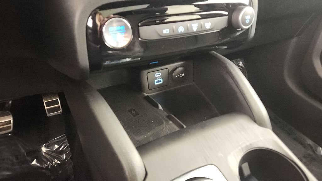 Certified 2023 Ford Escape ST-Line Select w/ Tech Pack #2 image 19