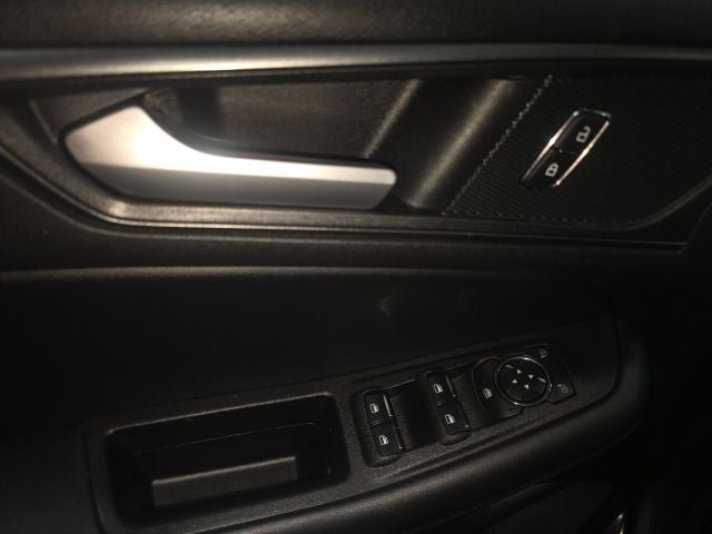 Certified 2020 Ford Edge SE FWD image 17