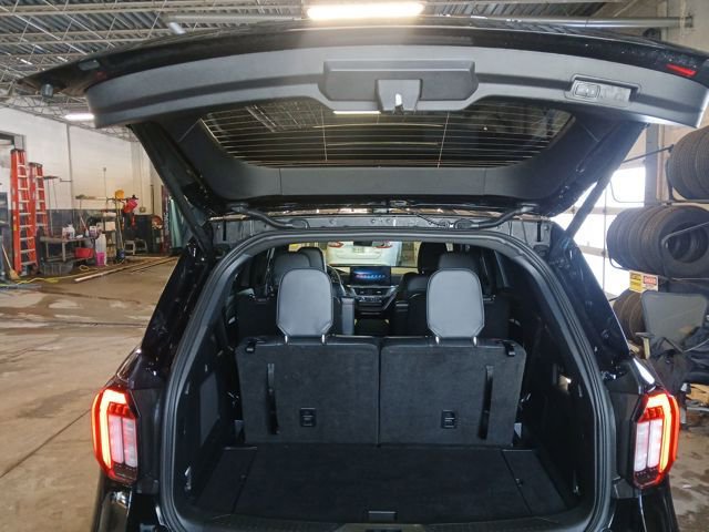 Certified 2025 Ford Explorer ST-Line image 48