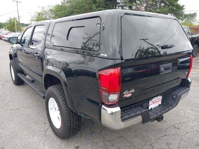 Used 2018 Toyota Tacoma SR5 w/ Exterior Package AWD/4WD image 6