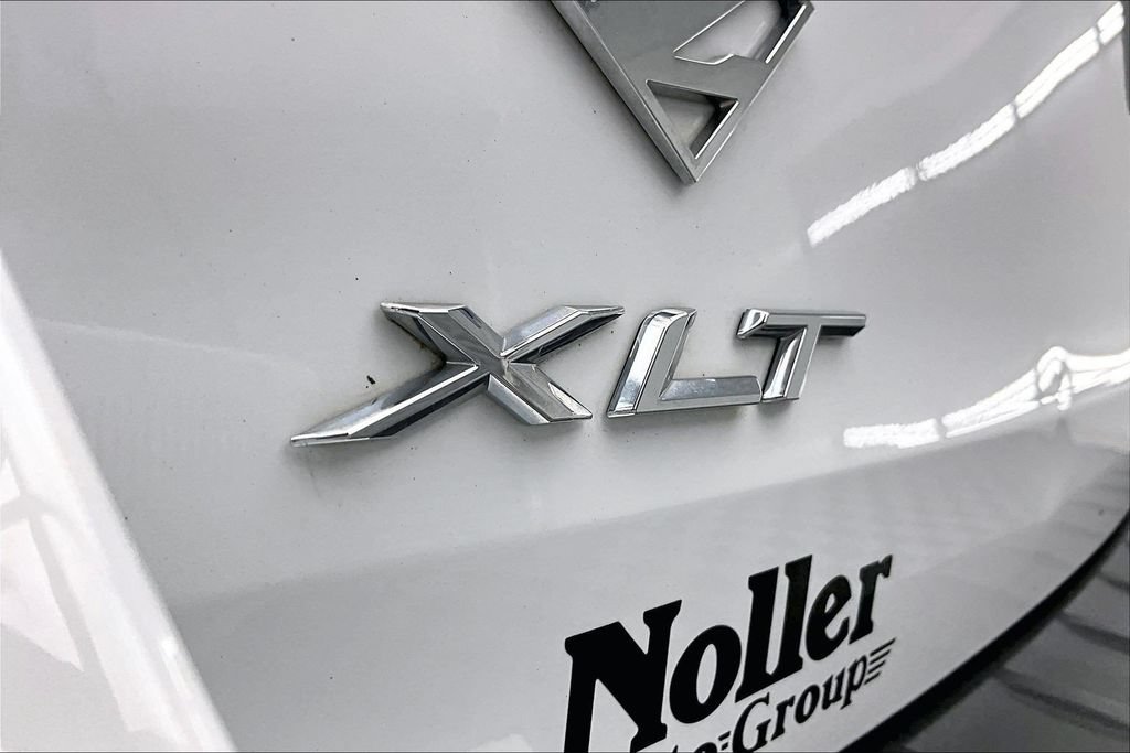 Certified 2020 Ford Explorer XLT w/ Comfort Package AWD/4WD image 8