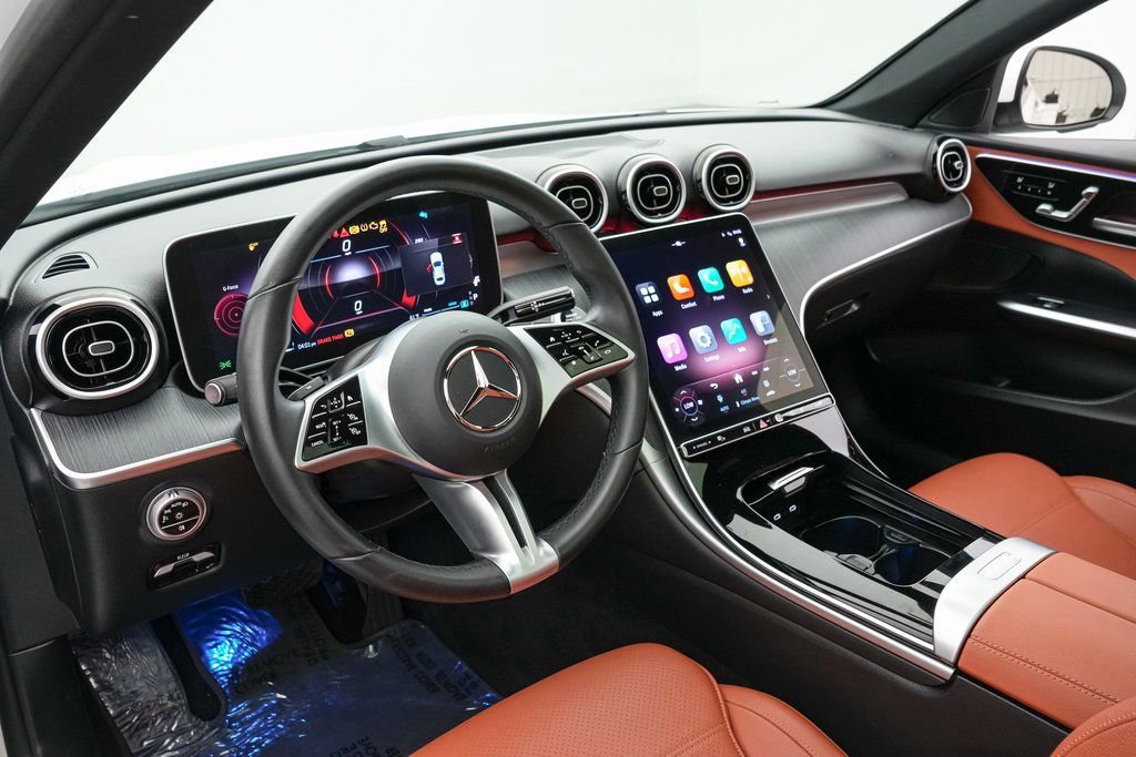 Used 2025 Mercedes-Benz C 300 Sedan image 15