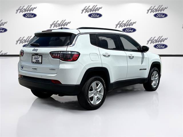 Used 2022 Jeep Compass Latitude w/ Sun and Sound Group AWD/4WD image 8