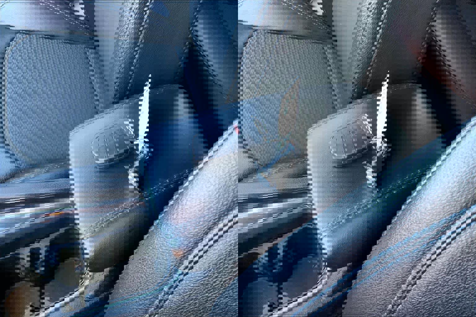 Used 2024 Jeep Compass Latitude image 15