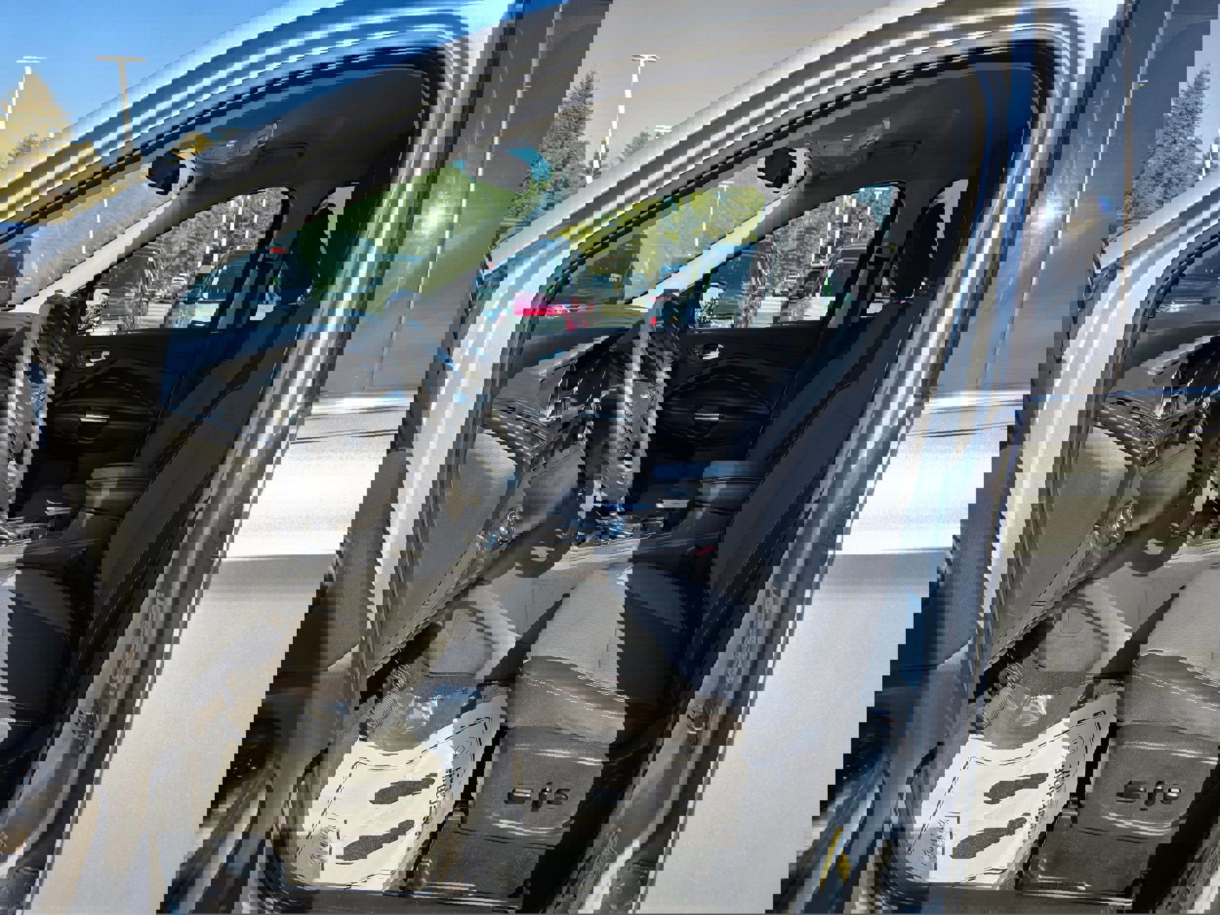 Certified 2019 Ford Escape SE image 20