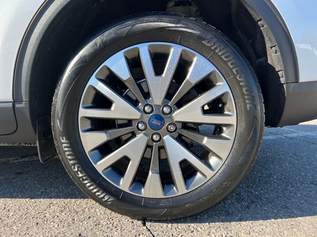 Certified 2020 Ford Escape Titanium image 15