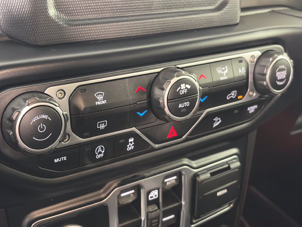 Used 2019 Jeep Wrangler Unlimited Sport AWD/4WD image 21