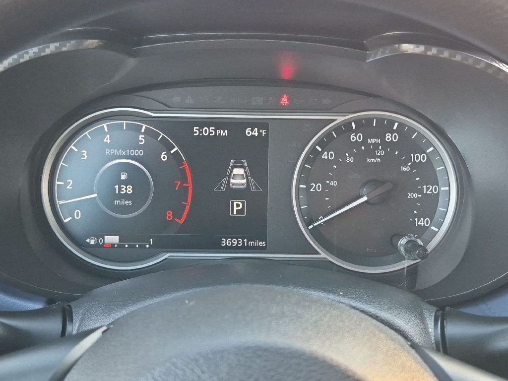 Used 2024 Nissan Versa SV w/ Trunk Package FWD image 15