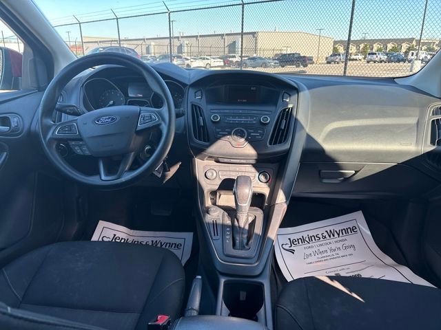 Certified 2018 Ford Focus SE image 10