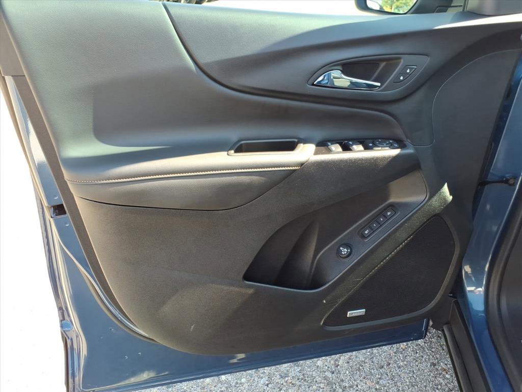 Used 2024 Chevrolet Equinox Premier image 16