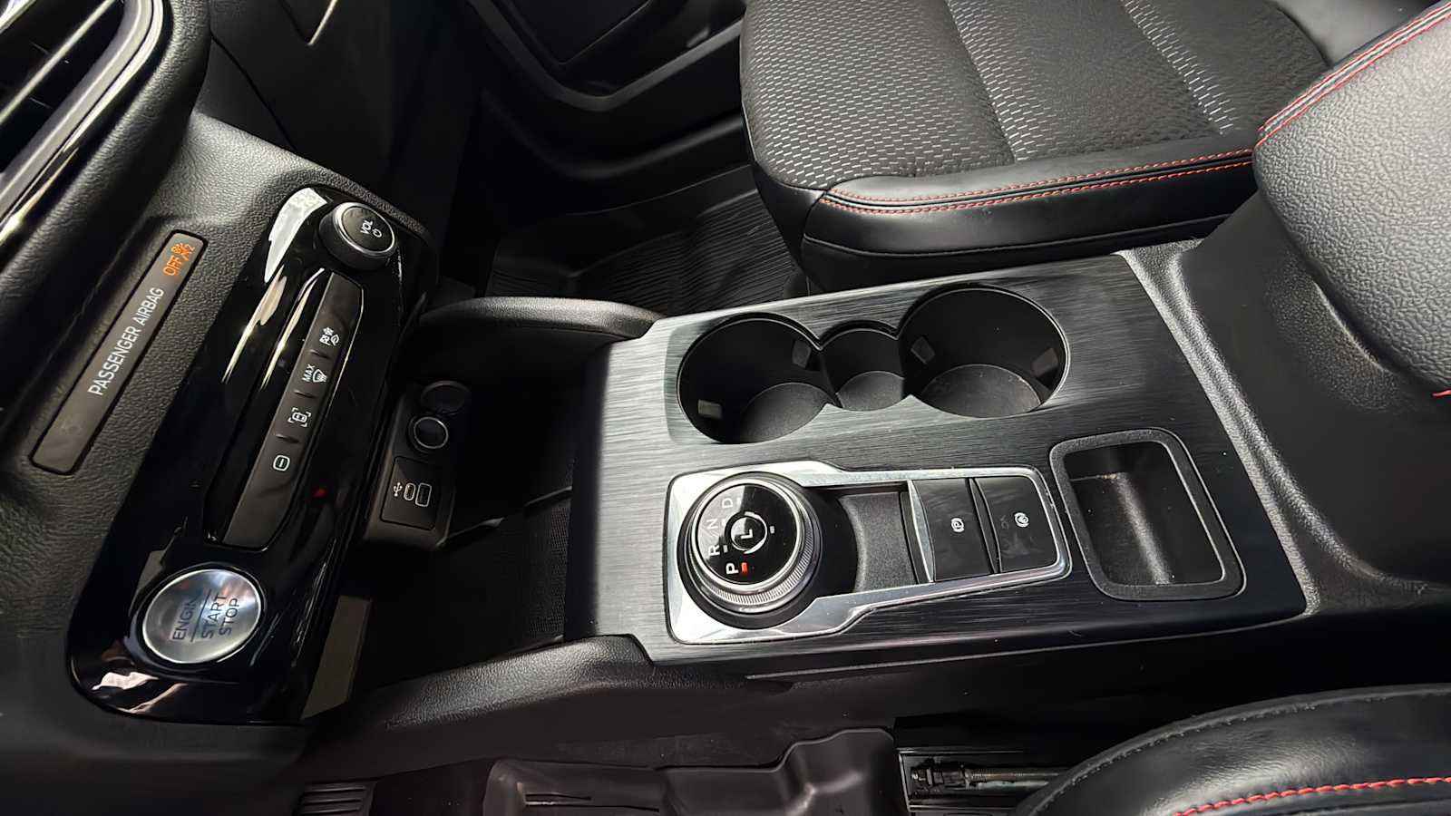 Certified 2025 Ford Escape ST-Line Elite w/ Class II Trailer Tow Package image 29