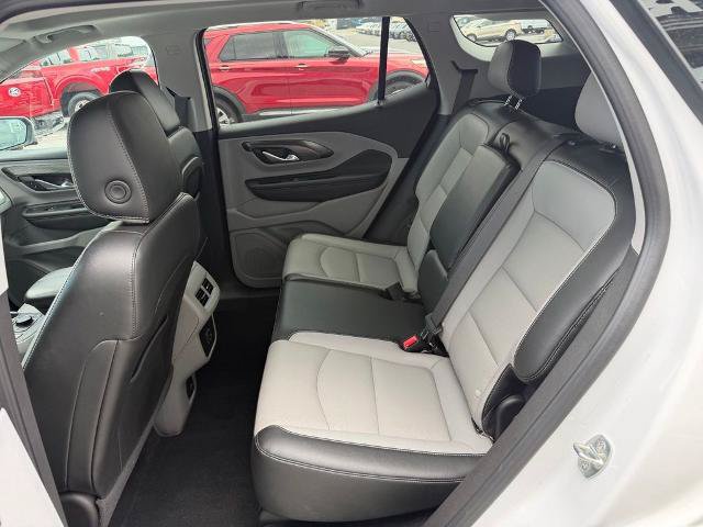 Used 2023 GMC Terrain SLT w/ Tech Package AWD/4WD image 13