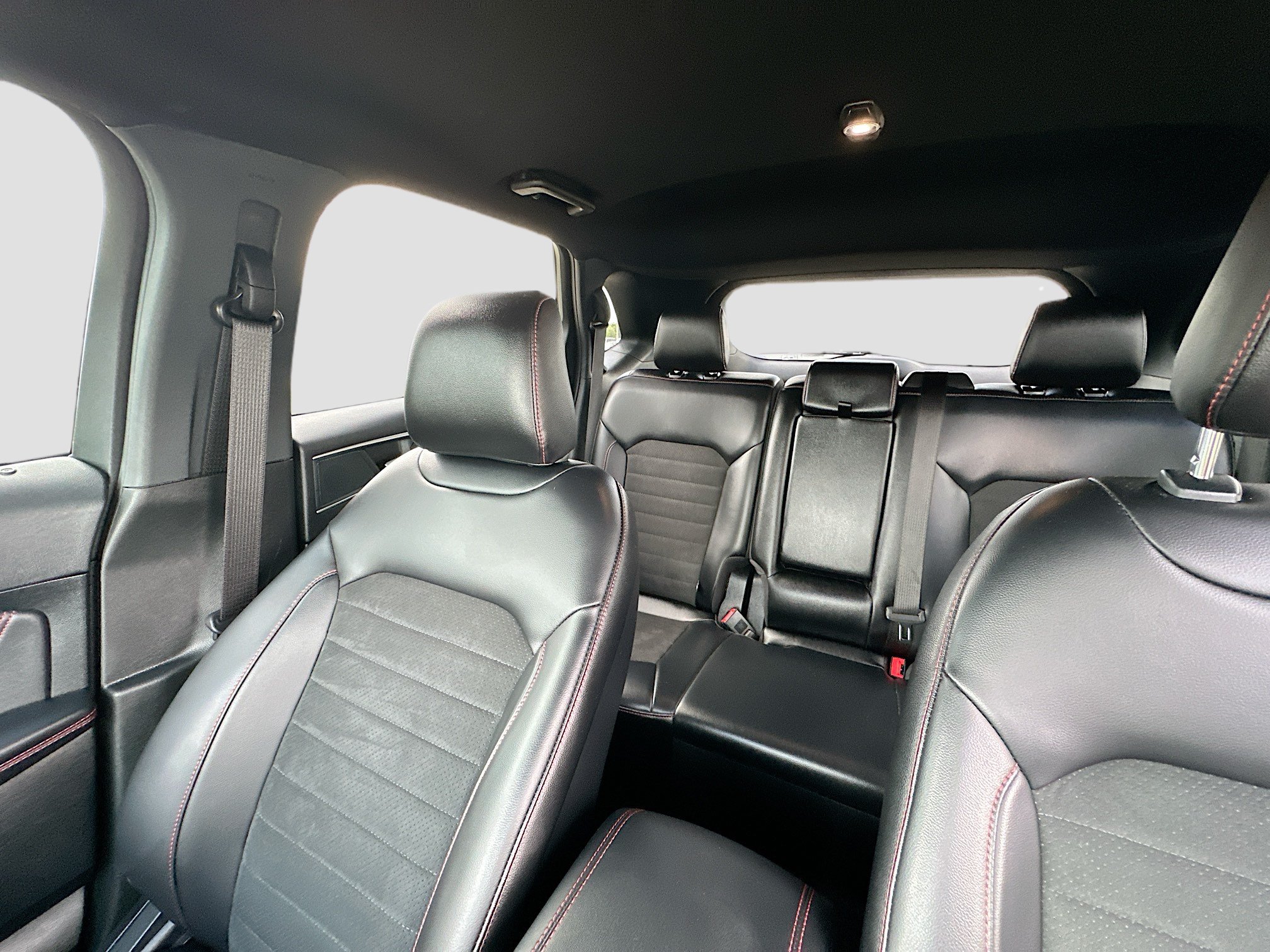 Certified 2024 Ford Edge ST-Line AWD/4WD image 31