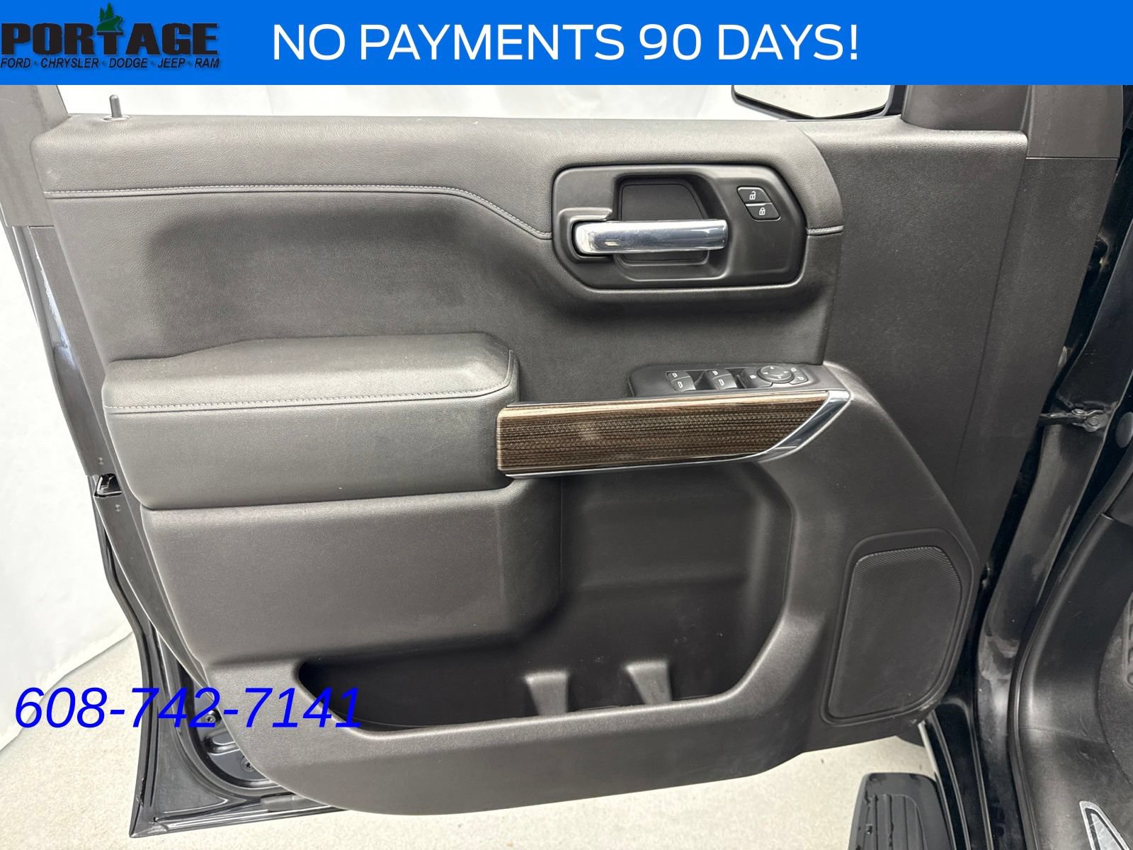 Used 2020 Chevrolet Silverado 1500 LT w/ Convenience Package AWD/4WD image 12