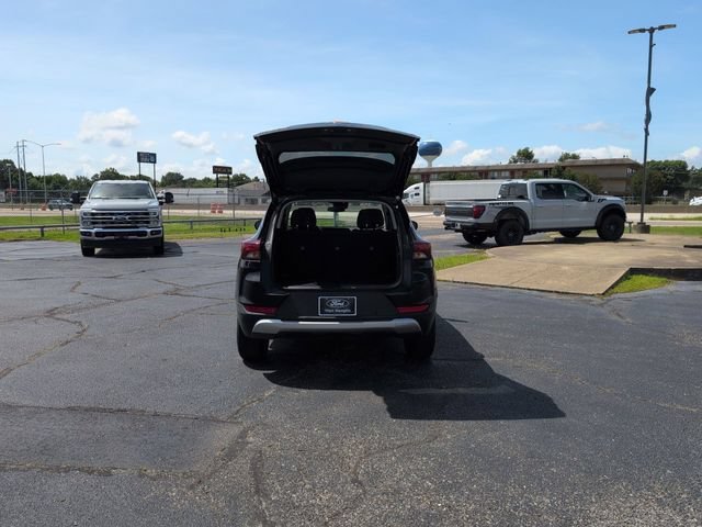 Used 2025 Chevrolet TrailBlazer LT w/ Driver Confidence Package FWD image 7